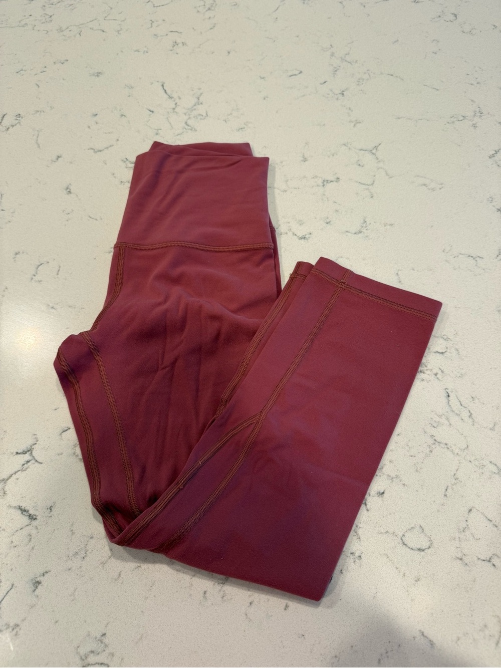 Mauvey pink Lululemon High-Waist crop Leggings